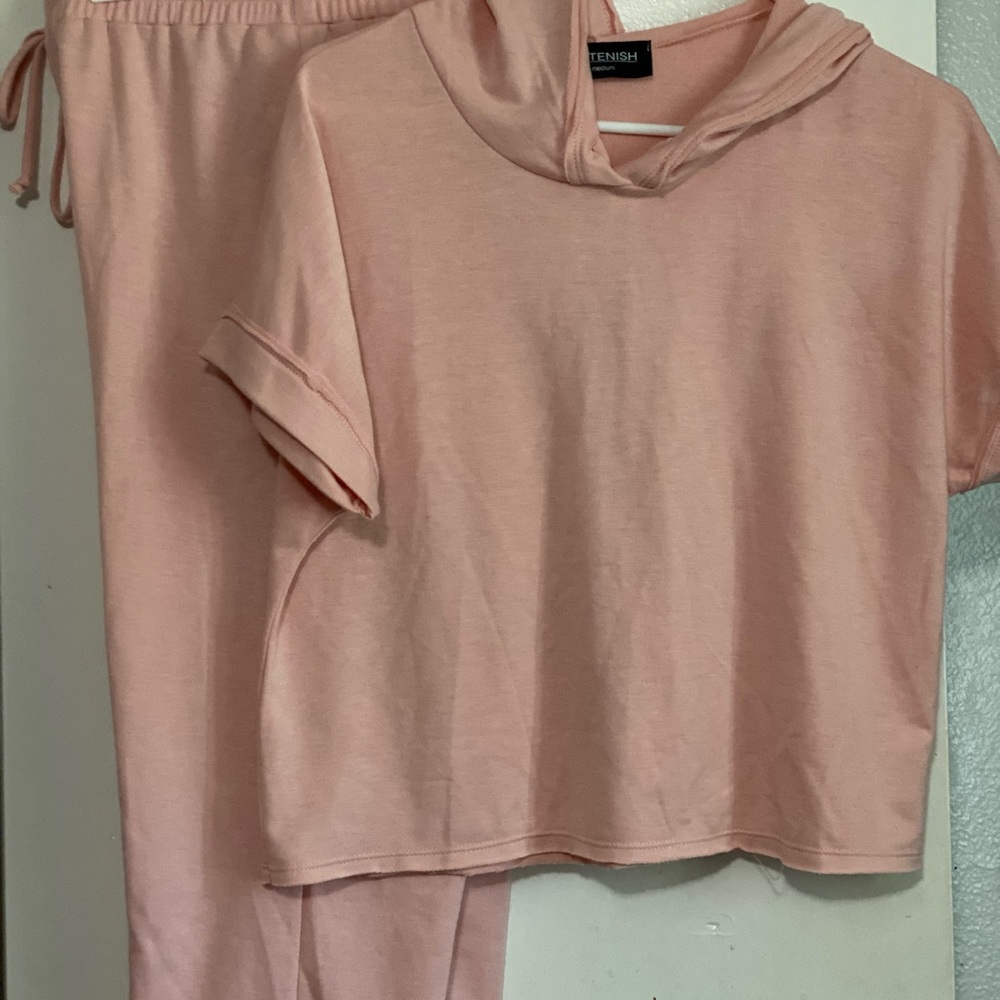 Kittenish sweatpant set